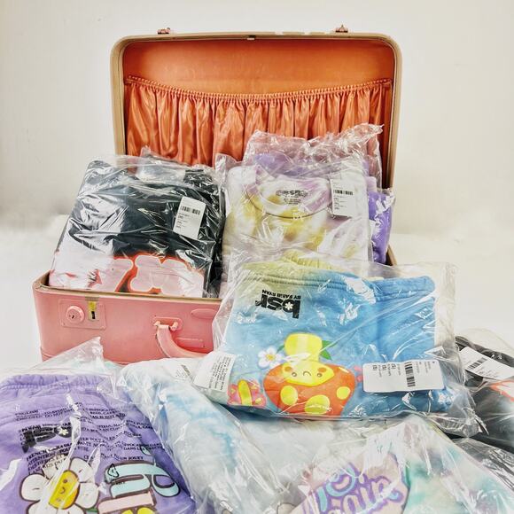 New BSR Samii Ryan shorts 'isn't it lovely" purple size small - Picture 8 of 8